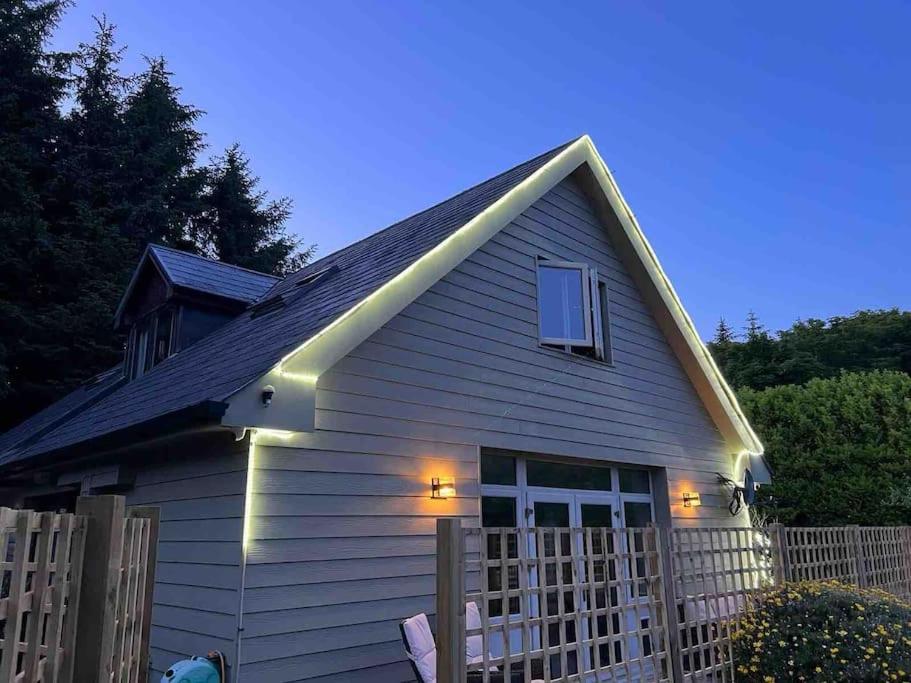 The Bird House - Coastal Lodge In Lovely Forest Setting Nr. Kinsale Cork Exterior foto